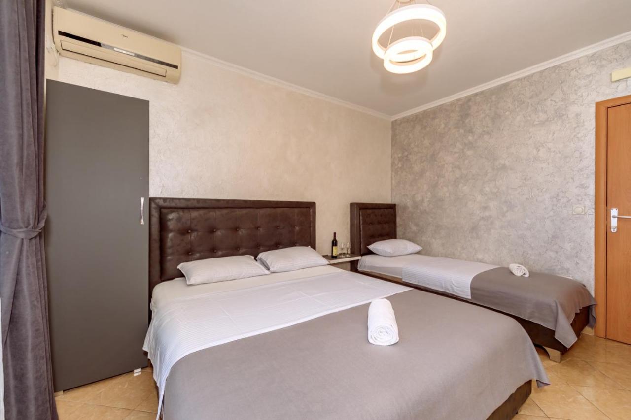 Ani Apartmani Dobra Voda Eksteriør bilde